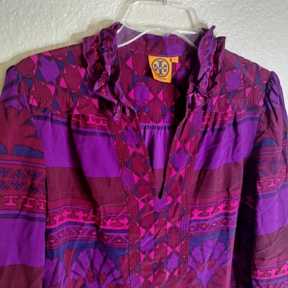 Tory Burch Silk Geometric Print Ruffle High V Neck 3/4 Tunic Blouse Top Sz 6 - Picture 3 of 12